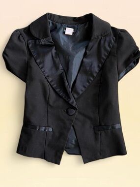 Vintage Y2K Wet Seal Cropped Black Satin-Trim Babydoll Blazer
